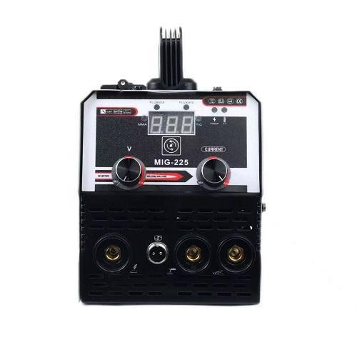  How do you interpret the rated output current and duty cycle of a welding machine?